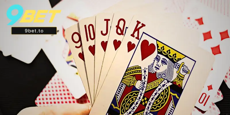 Chơi thường xuyên và học hỏi từ các ván bài